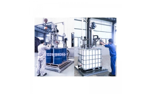 1000L噸桶搖臂式灌裝機(jī),縫紉機(jī)油灌裝機(jī)智能化灌裝-操作簡(jiǎn)單-價(jià)格實(shí)惠